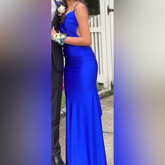 CUSTOM PROM DRESS - Picture 10 of 10
